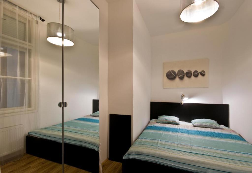 Balcony Apartment Budapest Exterior photo